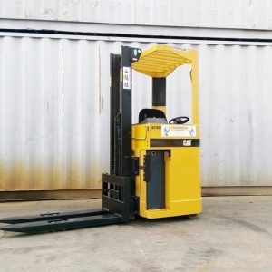 caterpillar-used-sidetruck-forklift-cyprus-side