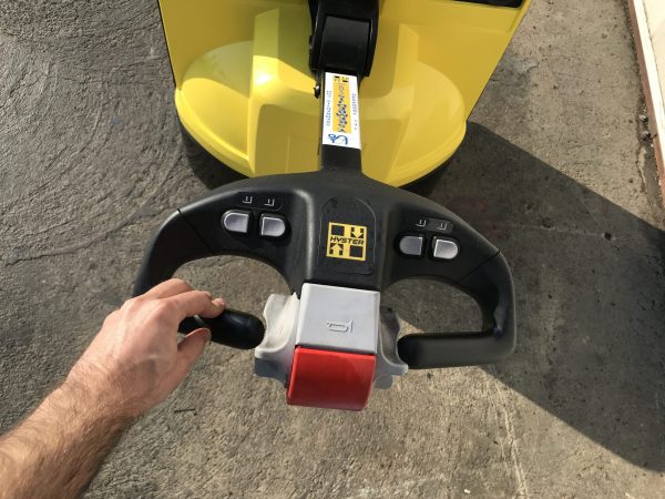 Hyster A418t01800n Controls